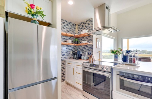 Burnet House | Serene Burnet Getaway w/Buchanan Lake Views!