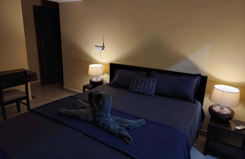 Moira Apartment | Serene Double Bedroom countryside Apartment