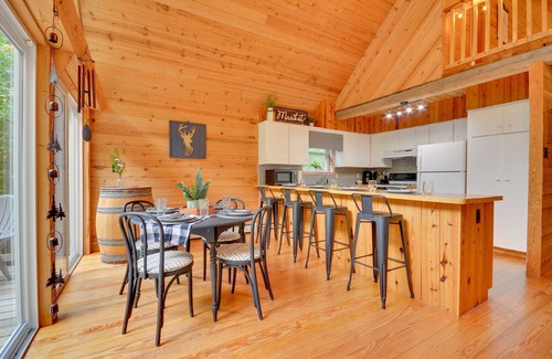 Cana Cabin | Serene Fancy Gap Cabin Retreat in Private Setting!