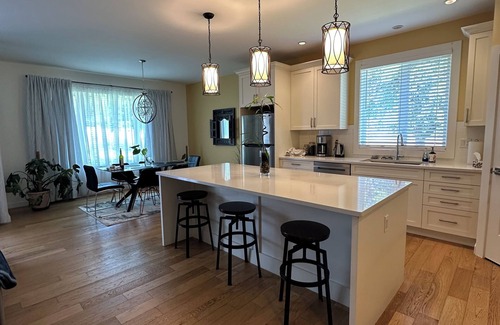Regional District of Nanaimo House | Serene Farm Stay
