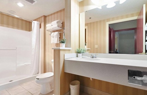 Pembine Hotel | Serene Island Retreat w/Scenic River View & Plush Bed