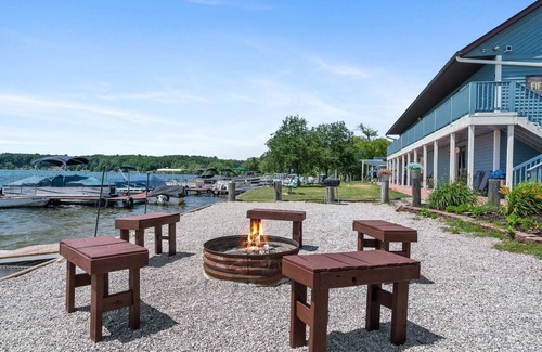 Mayfield Apartment | Serene Lakefront Getaway at Fife Lake Lodge