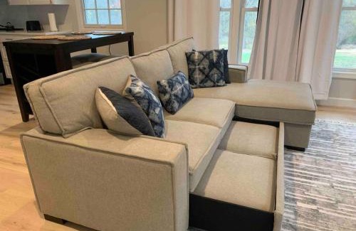 Fairland Apartment | Serene Lush 2BR Gem, on 1 acre Silver Spring