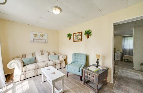 McEwen House | Serene McEwen Cottage about 2 Mi to Golf Course!