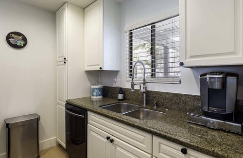 Warm Sands House | Serene Oasis Condo in Palm Springs