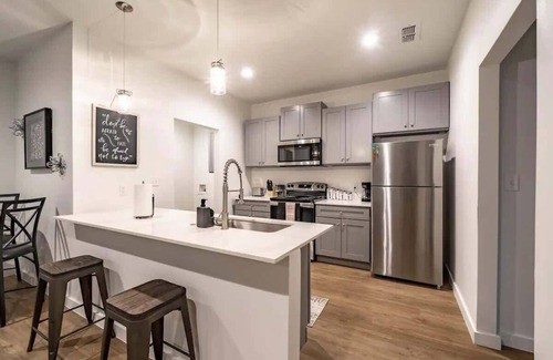 North by Northwest House | Serene Retreat - 3BR 3BA - Minutes to Tech