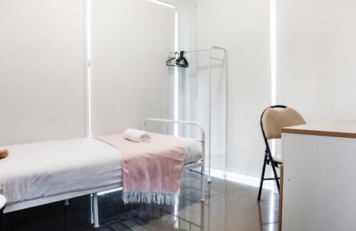 Gregory Hills House | Serene Single Room - Convenient Location in Gregory Hills - Shared Bathroom