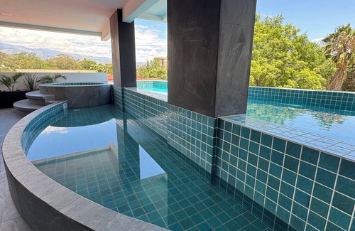 Tarija Apartment | Serene studio with Pool and Wifi in charming Tarija