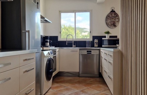 Sete Apartment | Serenity and Beaches in Sète