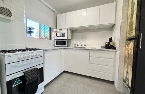Subiaco Apartment | Serenity And Comfort In Subiaco 1 Bedroom Unit