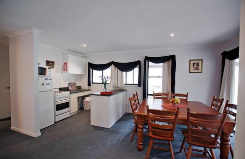 Fordwich Cottage | Serenity Grove - Nevedillo