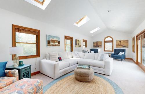 Owls Head House | Serenity Now & Ever