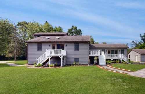 Owls Head House | Serenity Now & Ever