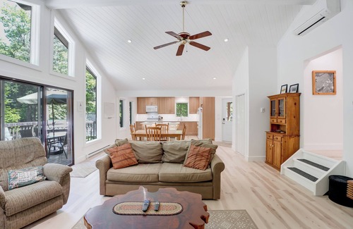 Haliburton Cottage | Serenity Now!nBeautiful Drag Lake. Beach, dock, hot tub and fire pit. Flat lot.