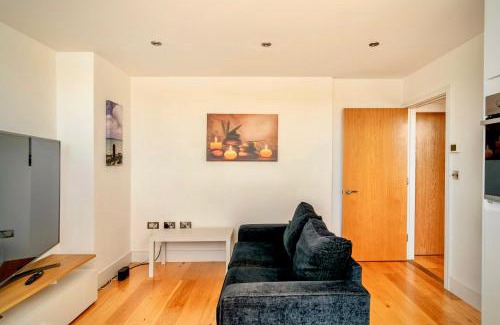 Haywards Heath Apartment | Serenity Suite