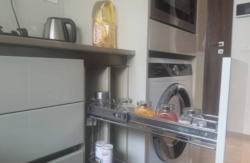 Hiranandani Gardens Apartment | Serviced Apt@hiranandani gardens