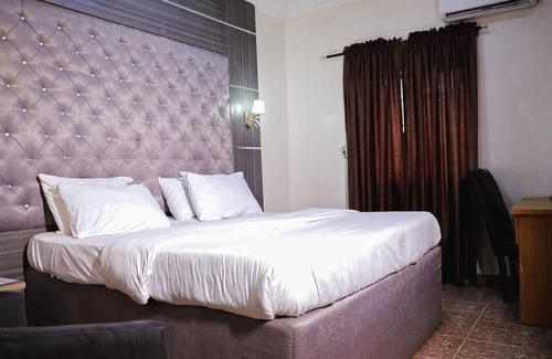 Asaba Hotel | Seth Hotel