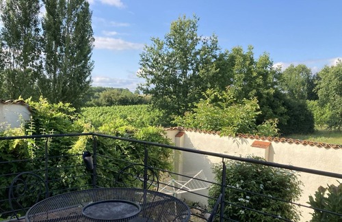 Thenac House | Seuls au Monde La Villa Fongrivoise is waiting for you!!!