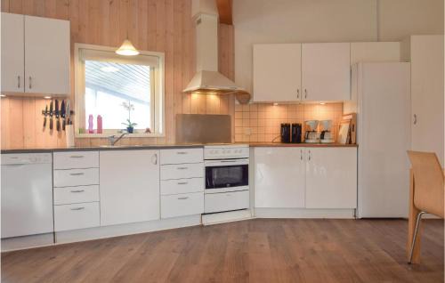 Østerskov House | Seven-Bedroom Holiday Home In Humble