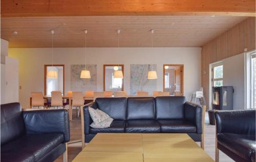 Østerskov House | Seven-Bedroom Holiday Home In Humble