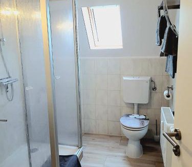 Crimmitschau Apartment | Seyfarthrooms - Crimmitschau 3 - zentrale Lage, gute Anbindung, voll ausgestattet