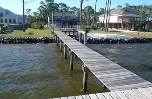 Innerarity Grants House | SF Beach House on Perdido Bay/Private Pier/Dolphins/Swim/Fish/Boat