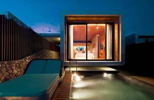 Khuekkhak Villa | (SHA+)Comfortable Beachfront Pool villa (B03)