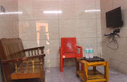 Enathur House | Shaan stay inn