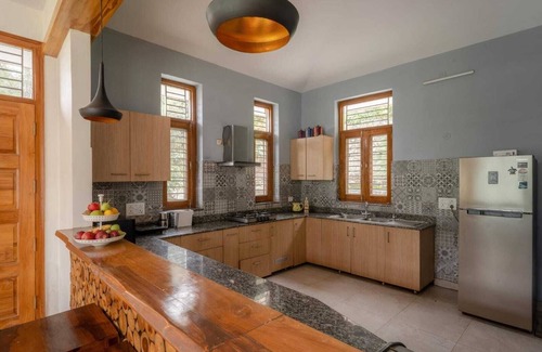 Bhimtal Bed & Breakfast | Shambhal House