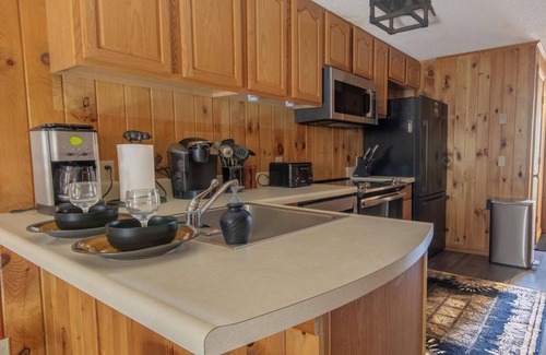 Sawmill Village House | Shamrock 66: Idyllic Townhouse Retreat, Dog Friendly, Bike Friendly!