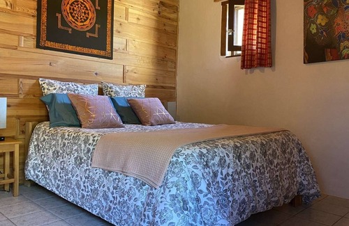 Saint-Gervais-sous-Meymont House | Shangri-La Cottage