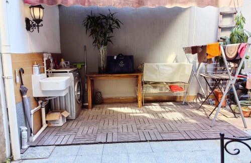 Huaihai Road Commercial Area Apartment | Shanghai Hills & Zinn Happy Family Bnb Near Line1&14 South Huangpi Rd Mid Huaihai Rd