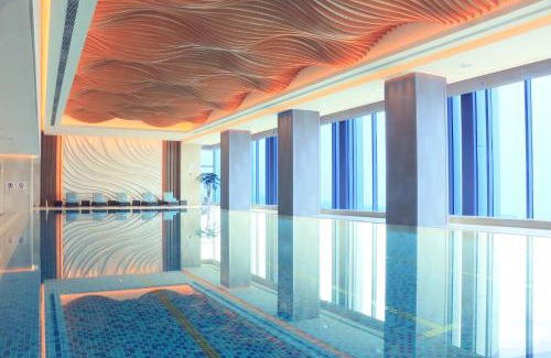 Donghu Qu Hotel | Shangri-La Nanchang丨All room offer river views Just one stop from the Pavilion of Prince Teng