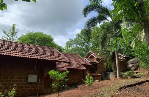 Wadakanchery House | Shantam- Peace has an address now!