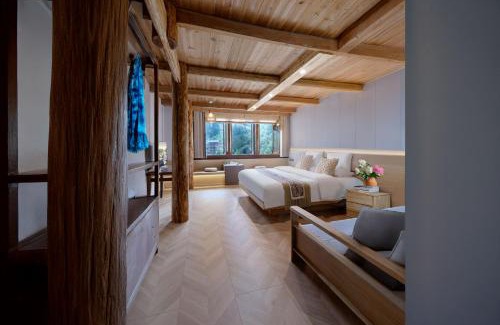 Qiandongnan Hotel | Shanyeji Garden Resort Panorama Hotel