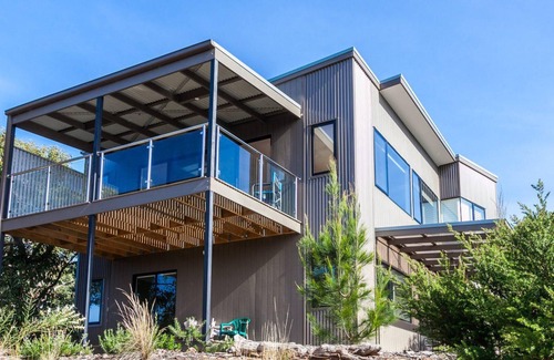 Fairhaven House | She Oak - Stroll To Fairhaven Surf Club/Beach & Pets Welcome