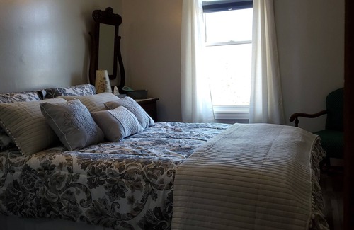 Manitoulin District Bed & Breakfast | Sheg Bay B&B lets you relax, recharge, and rediscover on Manitoulin Island.