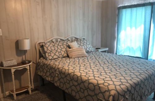 Crawfordville House | Shell Point Retreat Golf Cart included