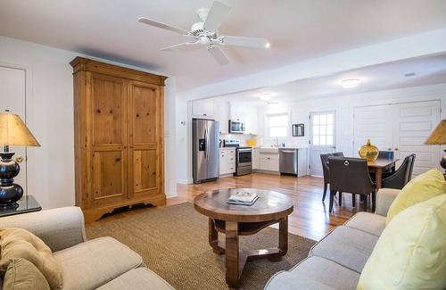 Old Village House | Shem Creek Corner, one block from Historic Shem Creek waterway, beaches close