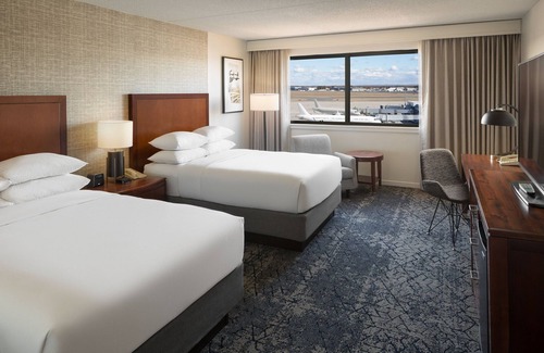 Windsor Locks Hotel | Sheraton Hartford Hotel at Bradley Airport