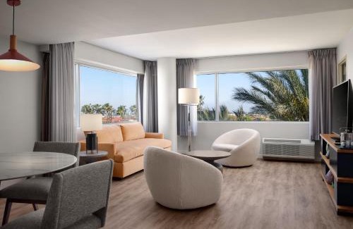 Ontario Hotel | Sheraton Ontario Airport Hotel