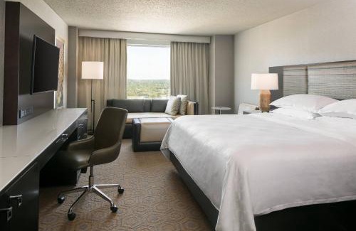 Overland Park Hotel | Sheraton Overland Park Hotel at the Convention Center