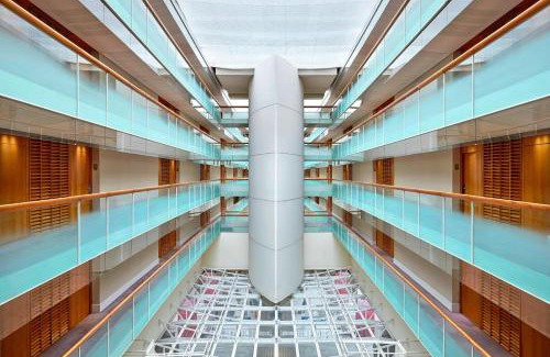 Tremblay-les-Gonesse Hotel | Sheraton Paris Charles de Gaulle Airport Hotel