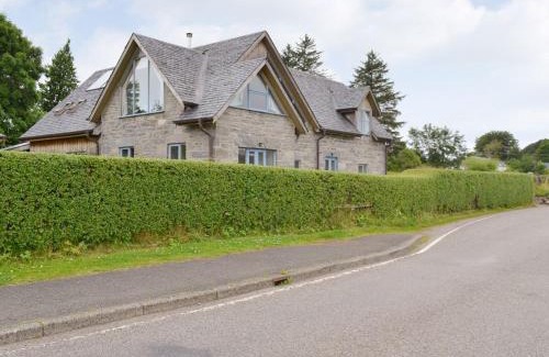 Salen House | Shielside