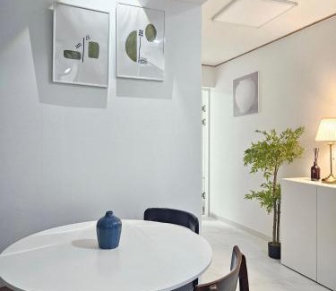 Cheongpa-dong House | Shinhwahouse 5 mins from Seoul Station