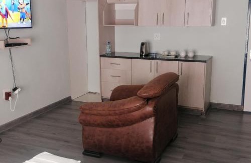 Maseru House | Shoeshoe Villa