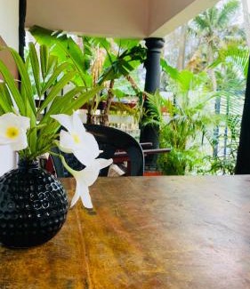 Mararikulam Bed & Breakfast | Shoreline Marari Beach Villa At Golden Beach Mararikulam