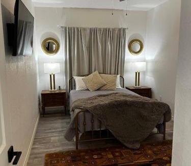 Ardmore House | Short Drive To The Coliseum