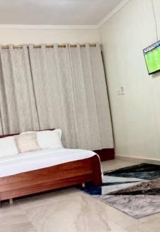 Oyibi House | Short Term Rentals