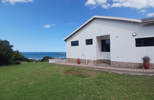 Ramsgate Beach House | Shotleft on Wye RD
